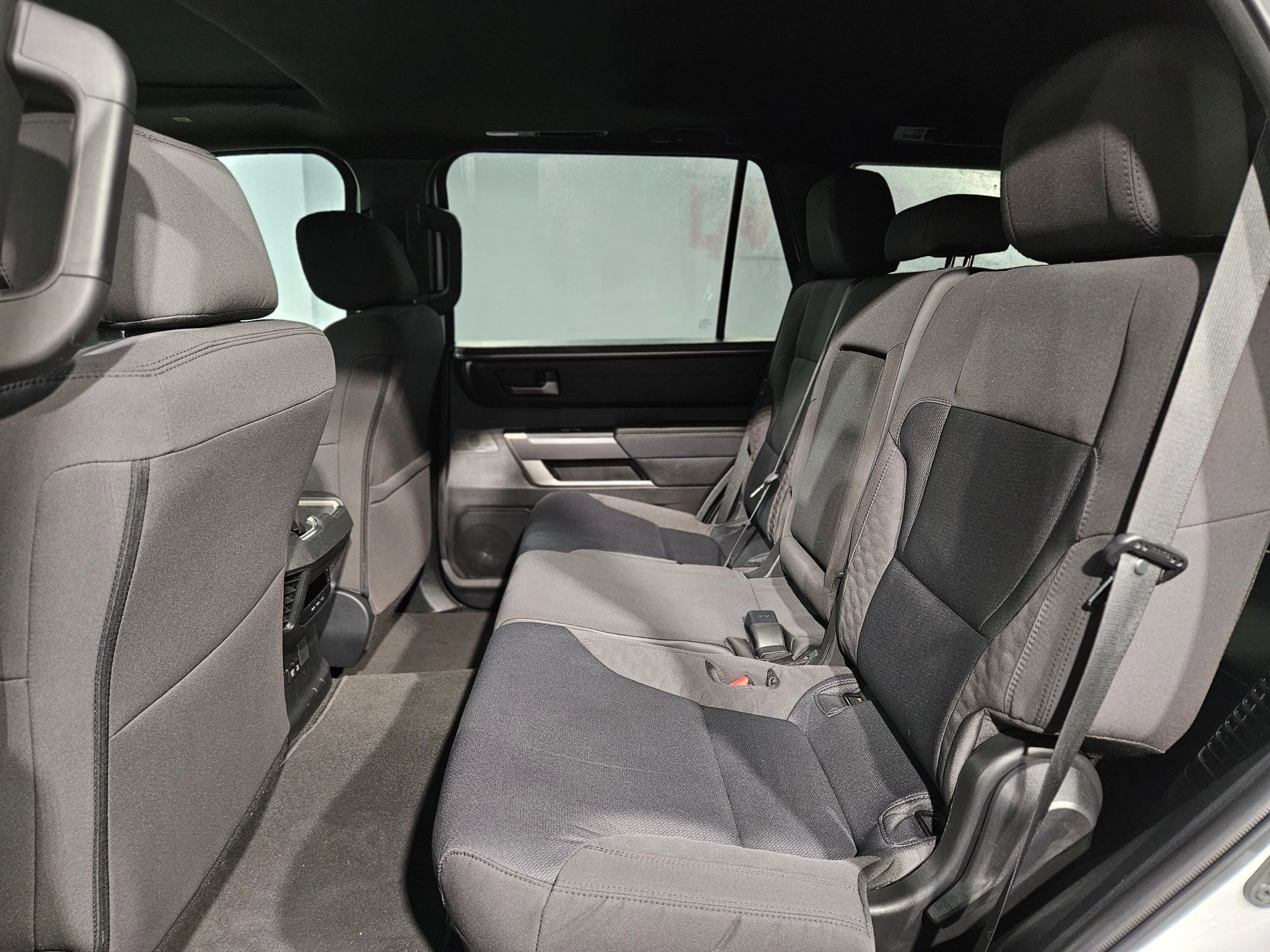 Certified 2025 Toyota Sequoia SR5 image 36