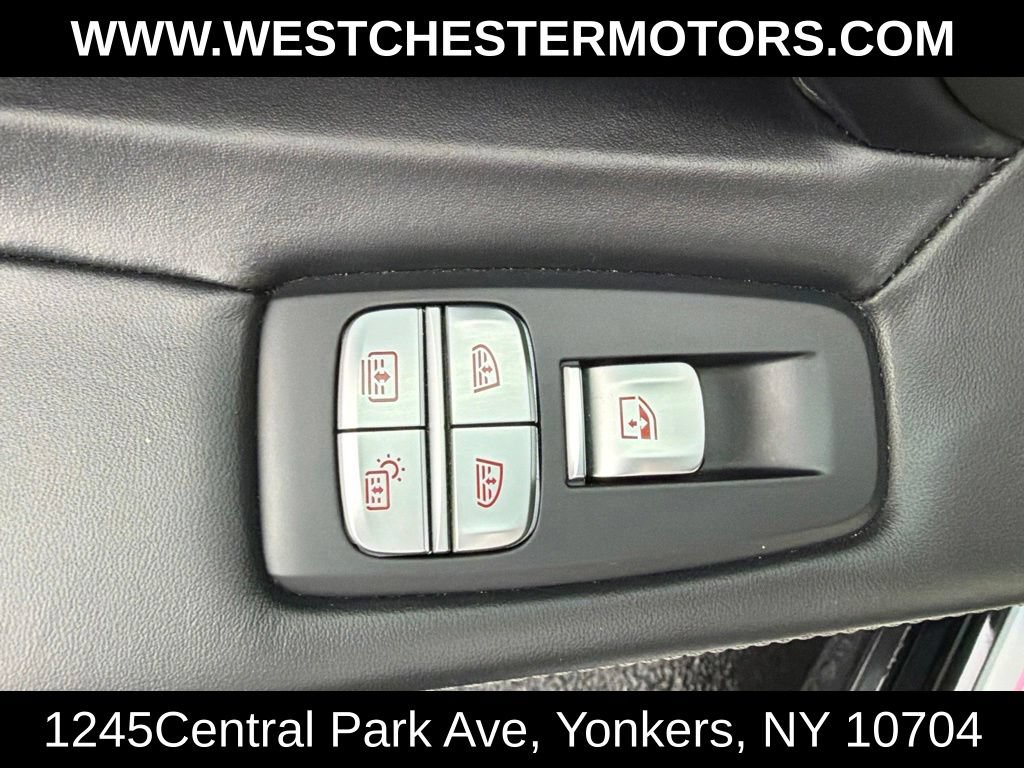 Used 2022 BMW 740i xDrive w/ Premium Package AWD/4WD image 28