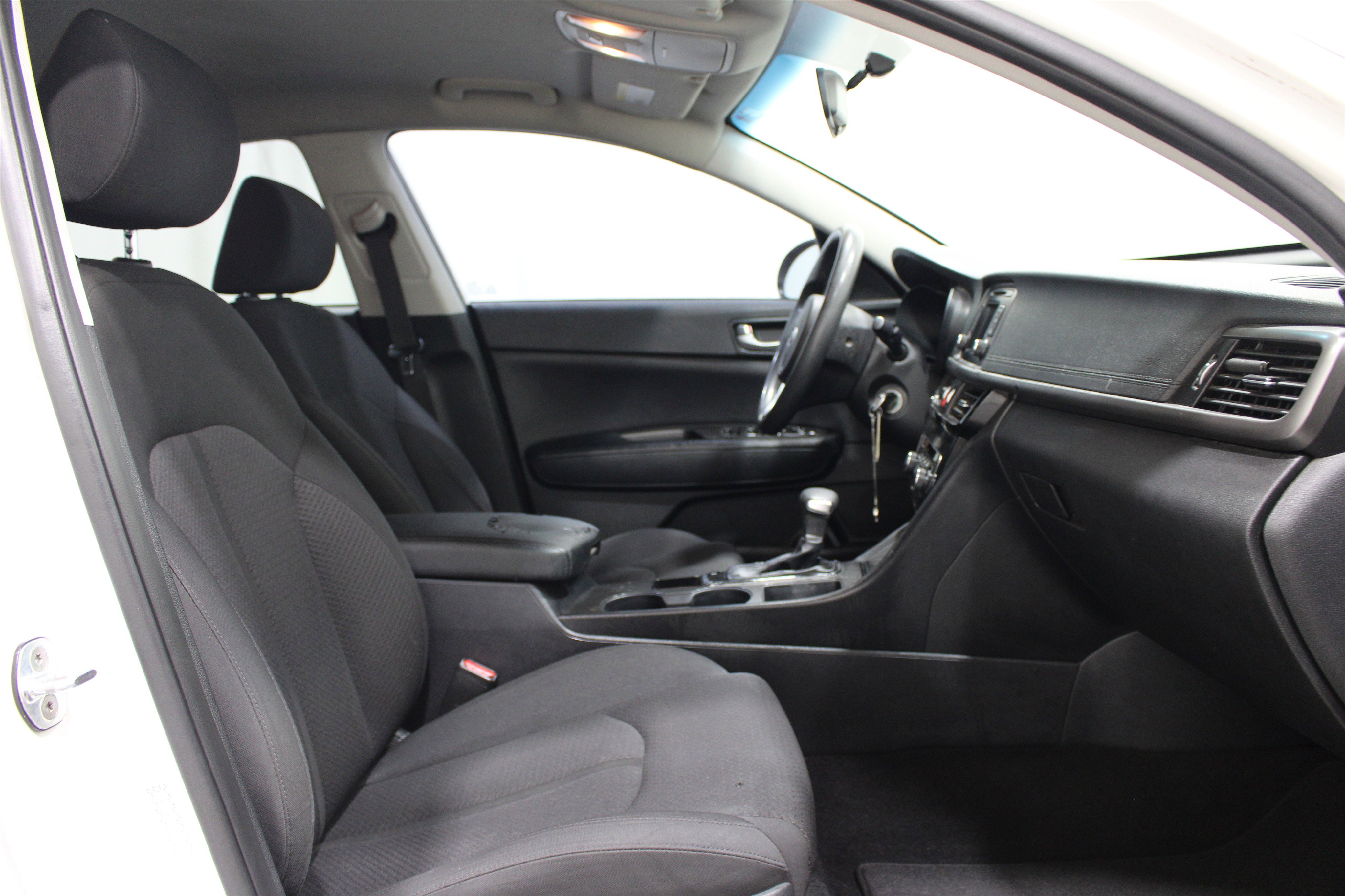 Used 2016 Kia Optima LX FWD image 23