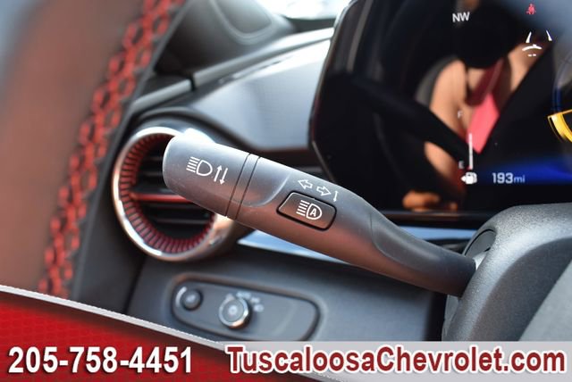 Used 2026 Chevrolet Trax RS w/ Sunroof Package image 29