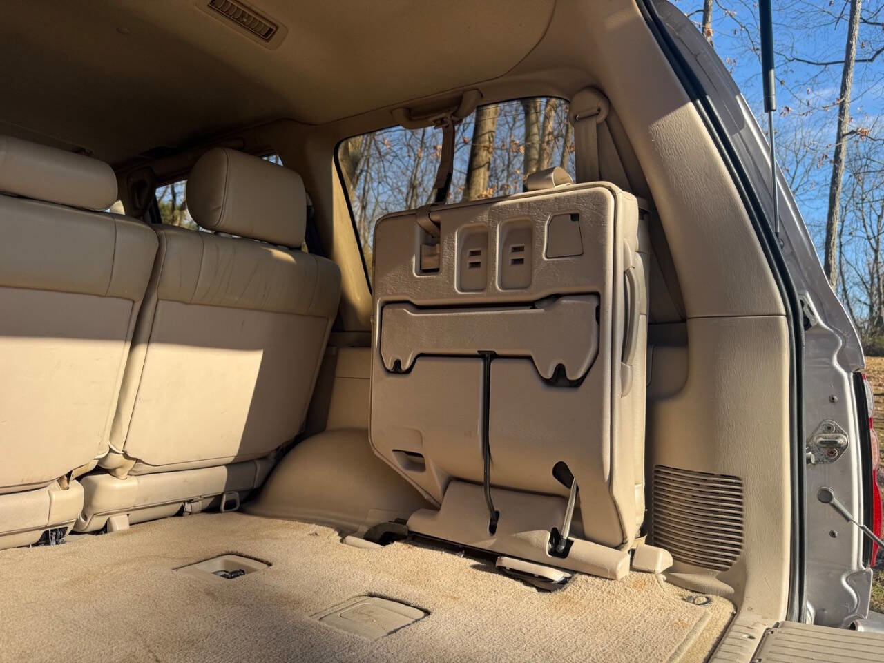 Used 2000 Toyota Land Cruiser Base AWD 4dr SUV image 77