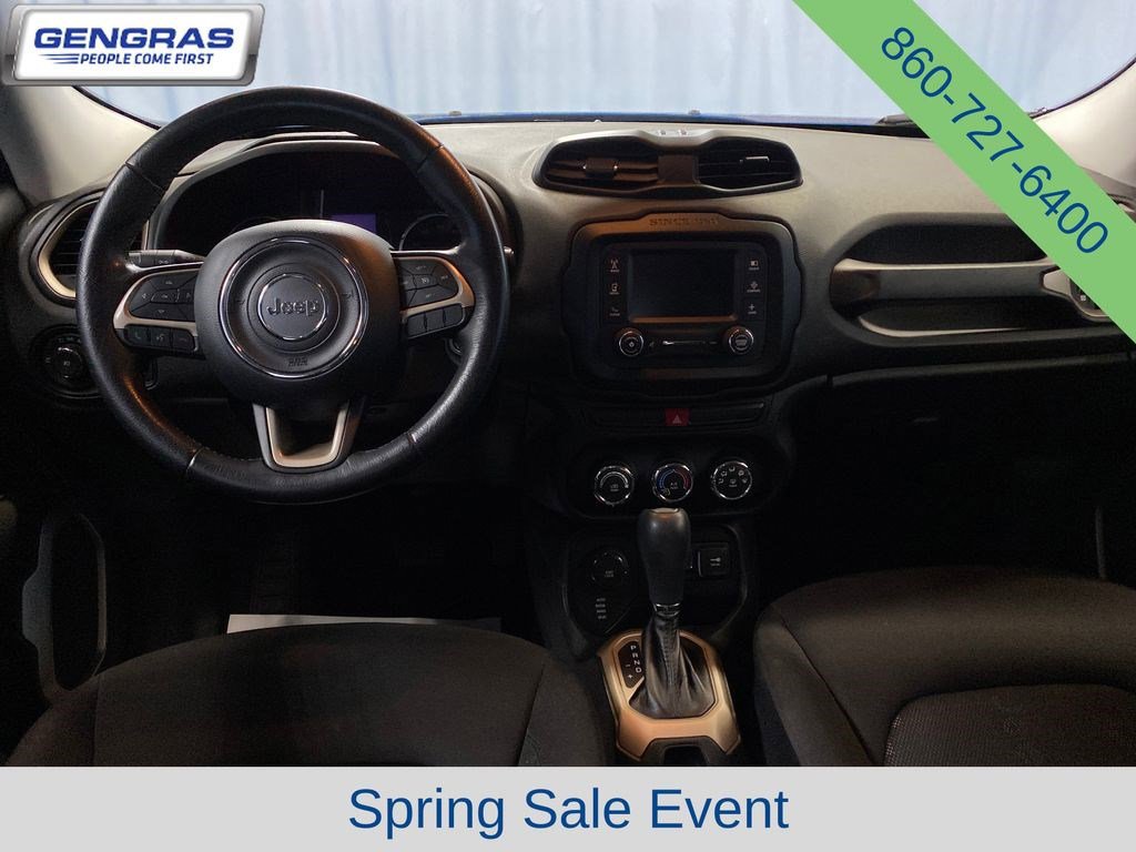 Used 2015 Jeep Renegade Latitude AWD/4WD image 30