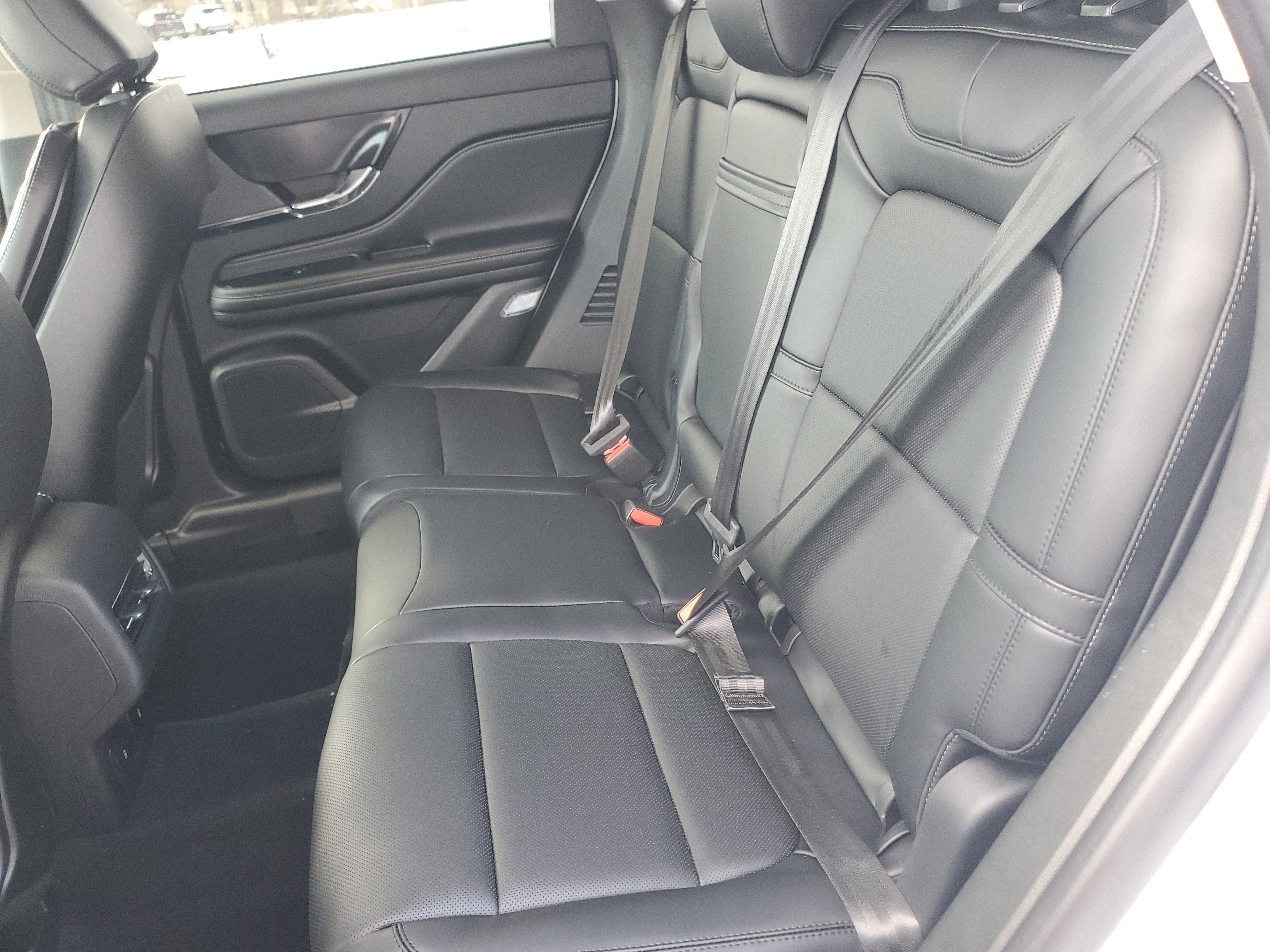 New 2026 Lincoln Corsair Premiere image 28