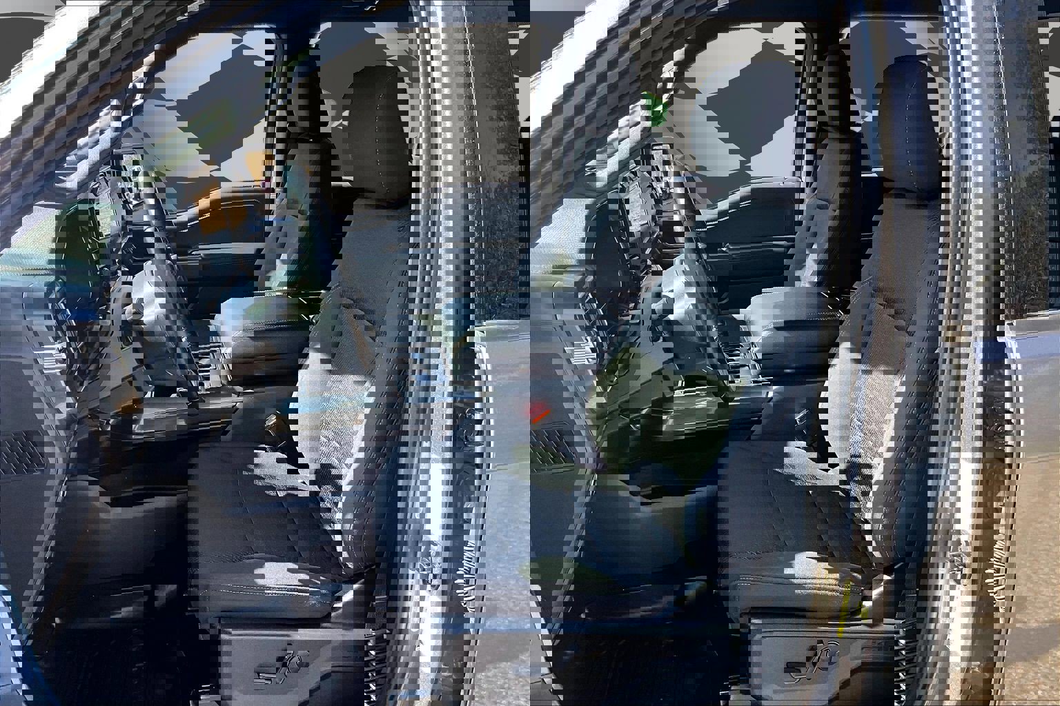 Used 2022 Ford F150 XLT w/ Equipment Group 302A High image 25