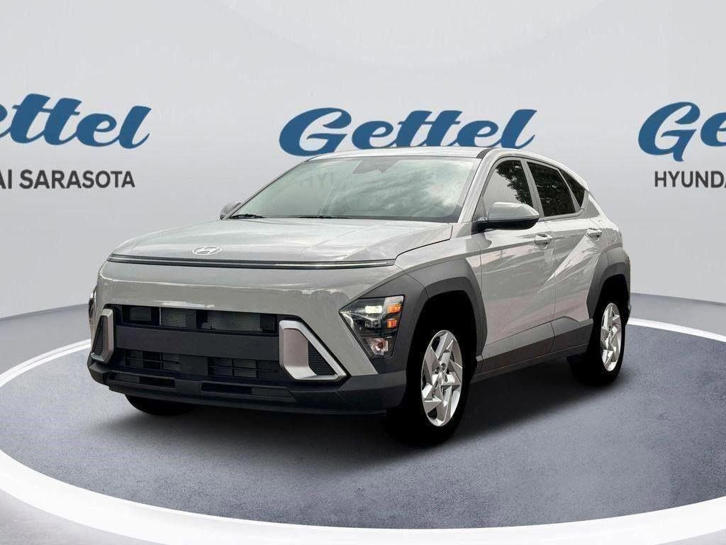 New 2026 Hyundai Kona SE image 1