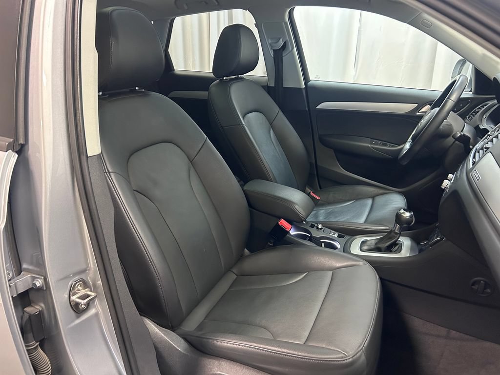 Used 2017 Audi Q3 2.0T Premium AWD/4WD image 23