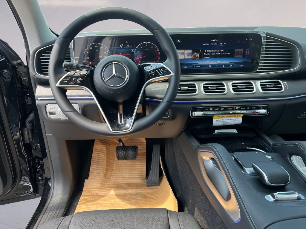 New 2026 Mercedes-Benz GLS 450 4MATIC image 7