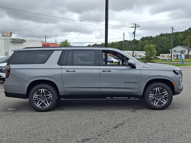 New 2026 Chevrolet Suburban Z71 w/ Z71 Off-Road Package AWD/4WD image 5