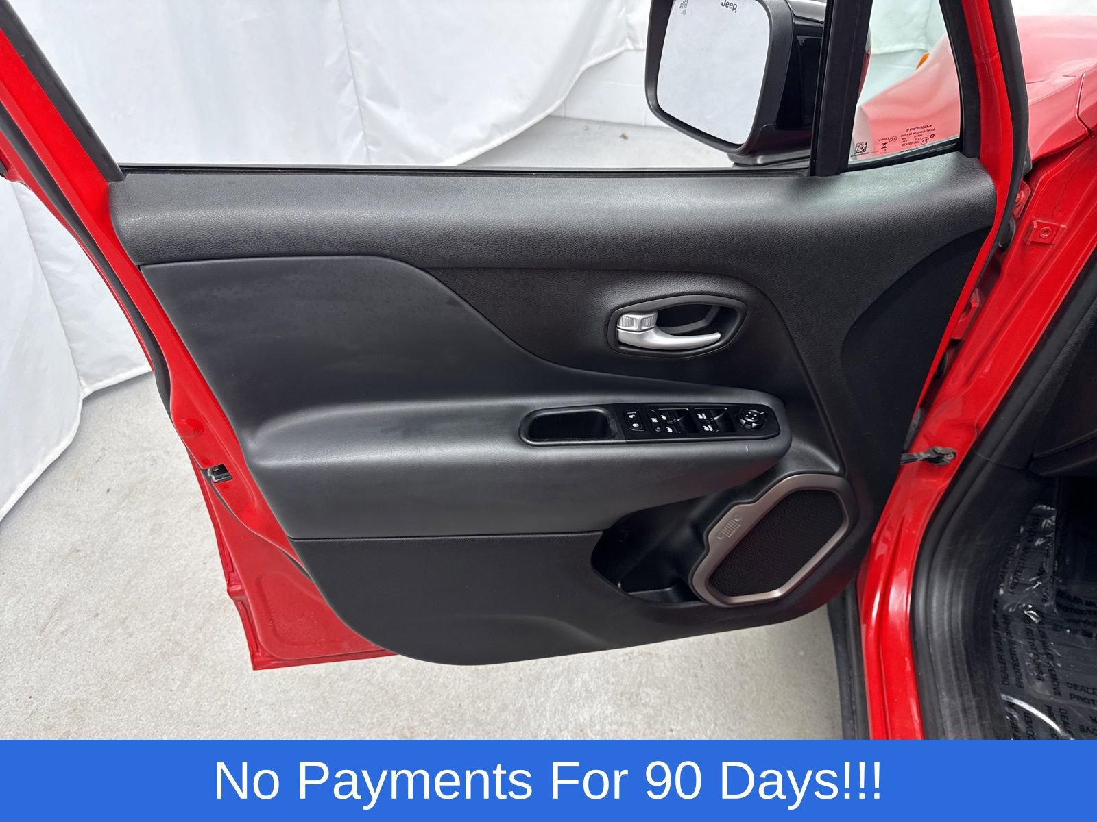 Used 2023 Jeep Renegade Latitude image 13