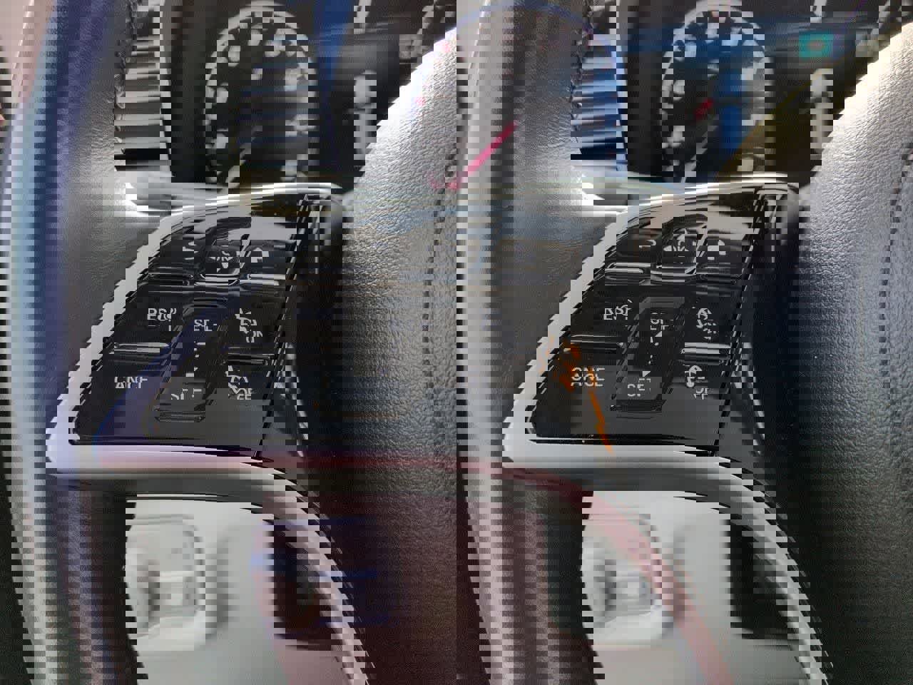 Used 2024 Mercedes-Benz GLE 350 4MATIC image 25