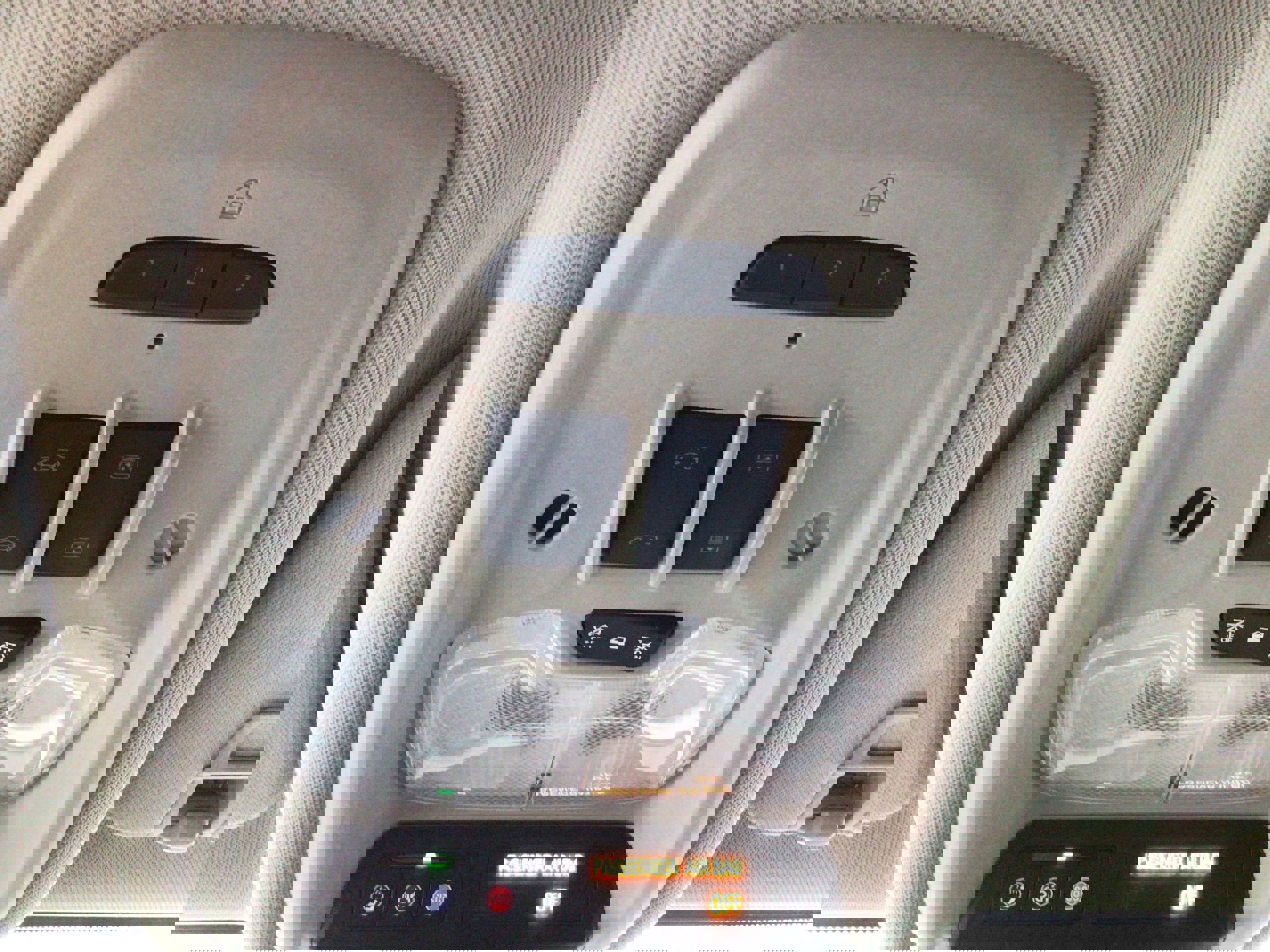 Used 2023 Buick Encore GX Essence w/ Experience Buick Package image 23