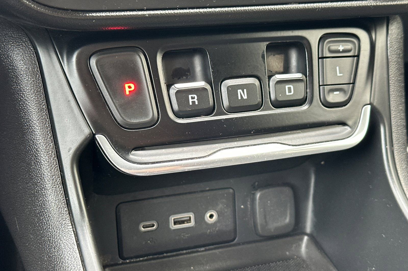 Certified 2021 GMC Terrain SLE image 28