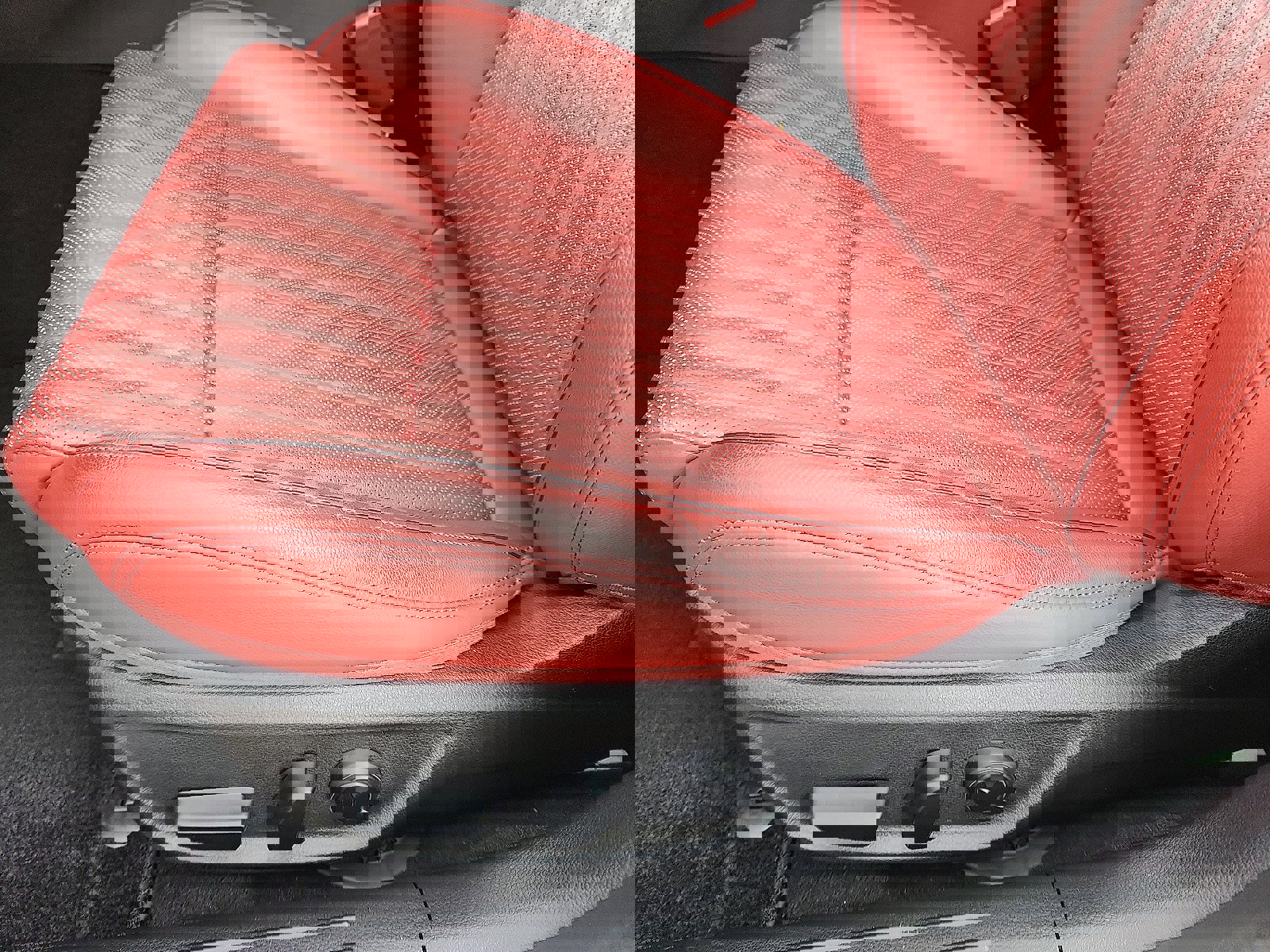 Used 2023 Genesis G70 2.0T w/ Sport Prestige Package image 24