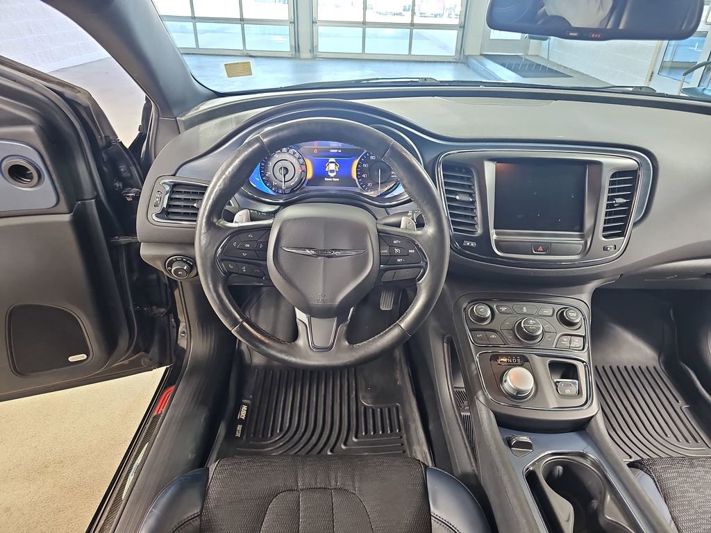 Used 2015 Chrysler 200 S w/ Navigation & Sound Group I image 19