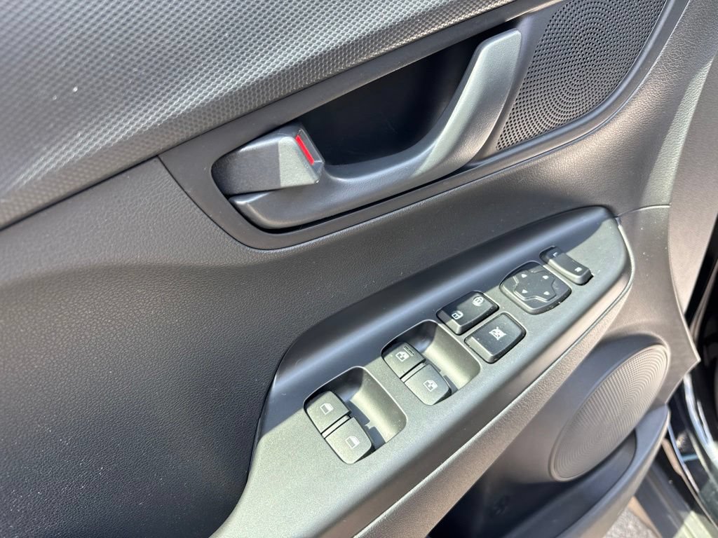 Certified 2023 Hyundai Kona SEL w/ Cargo Package AWD/4WD image 15