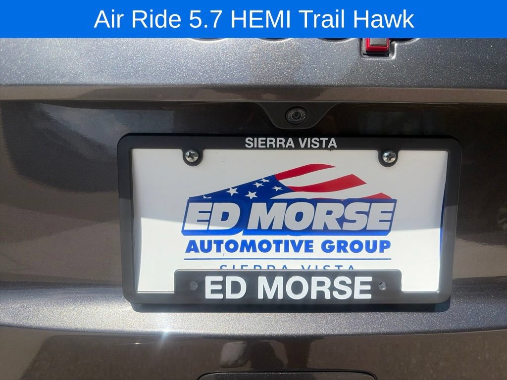 Used 2021 Jeep Grand Cherokee Trailhawk w/ Premium Lighting Group AWD/4WD image 11