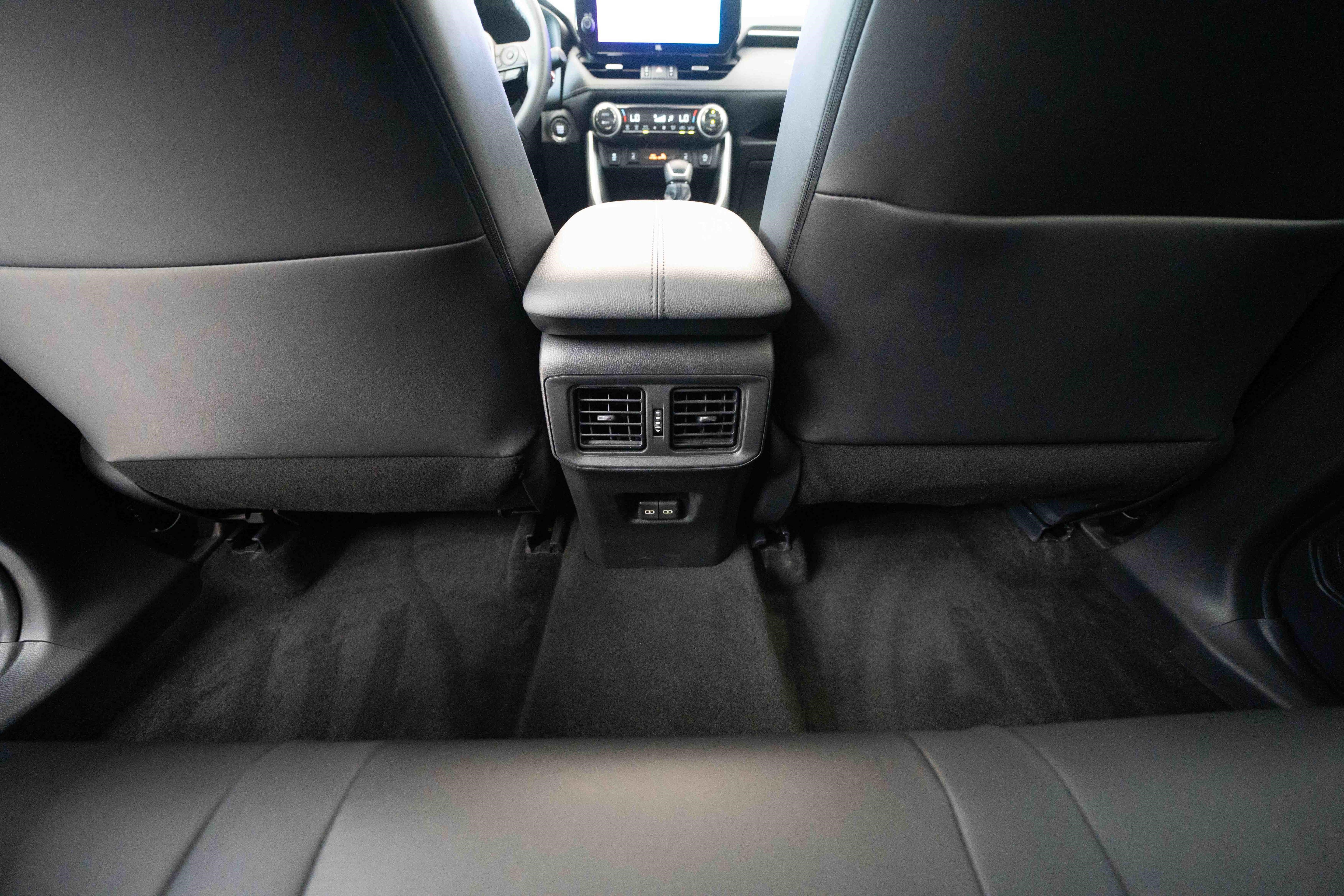 Certified 2023 Toyota RAV4 XLE Premium AWD/4WD image 23