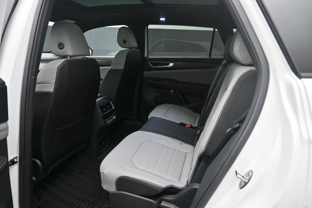 New 2026 Volkswagen Atlas Cross Sport SEL R-Line AWD/4WD image 26