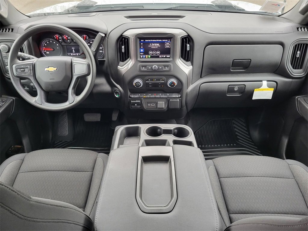 Used 2025 Chevrolet Silverado 2500 Custom w/ Custom Value Package image 13