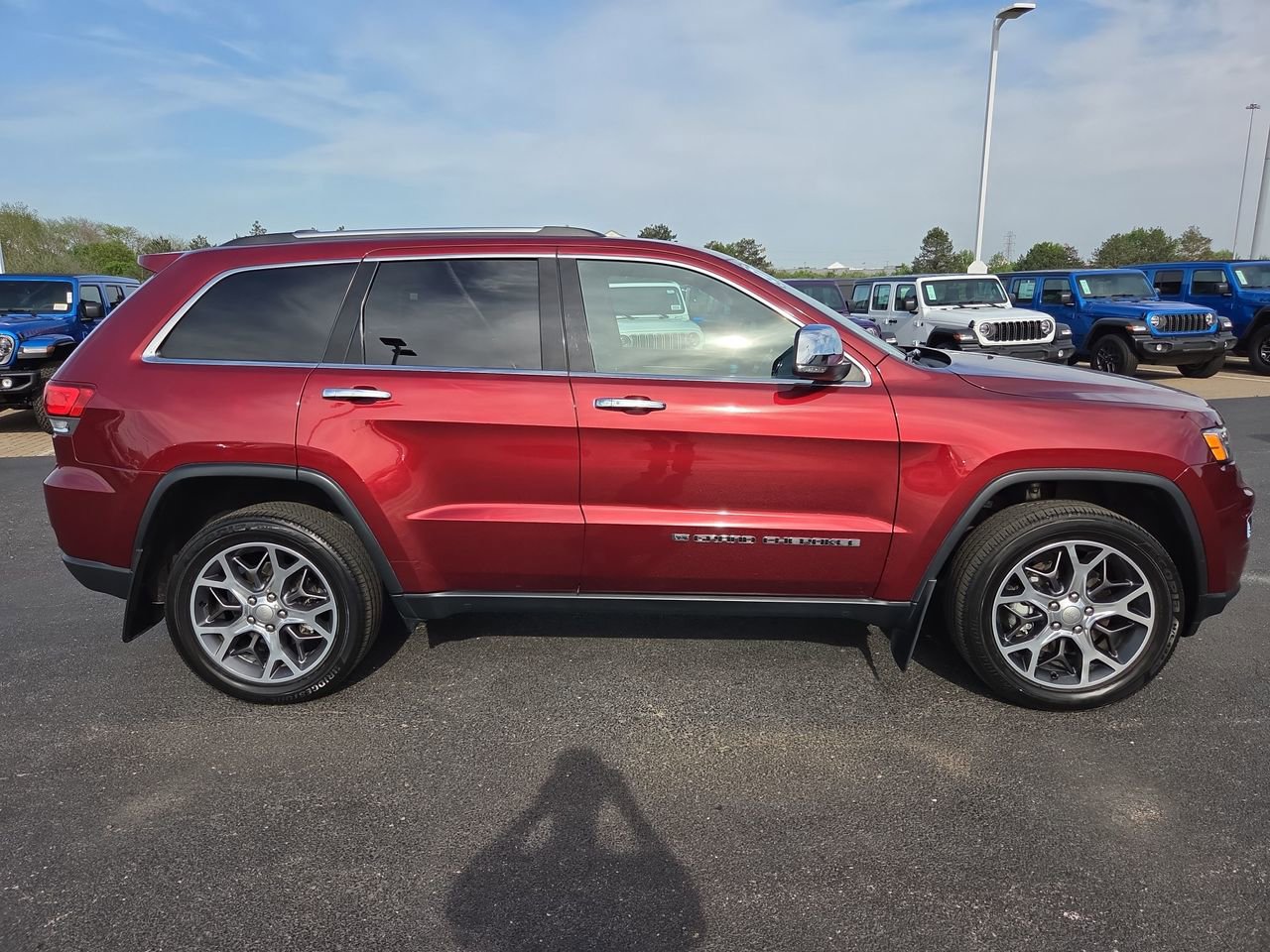 Used 2022 Jeep Grand Cherokee Limited image 8