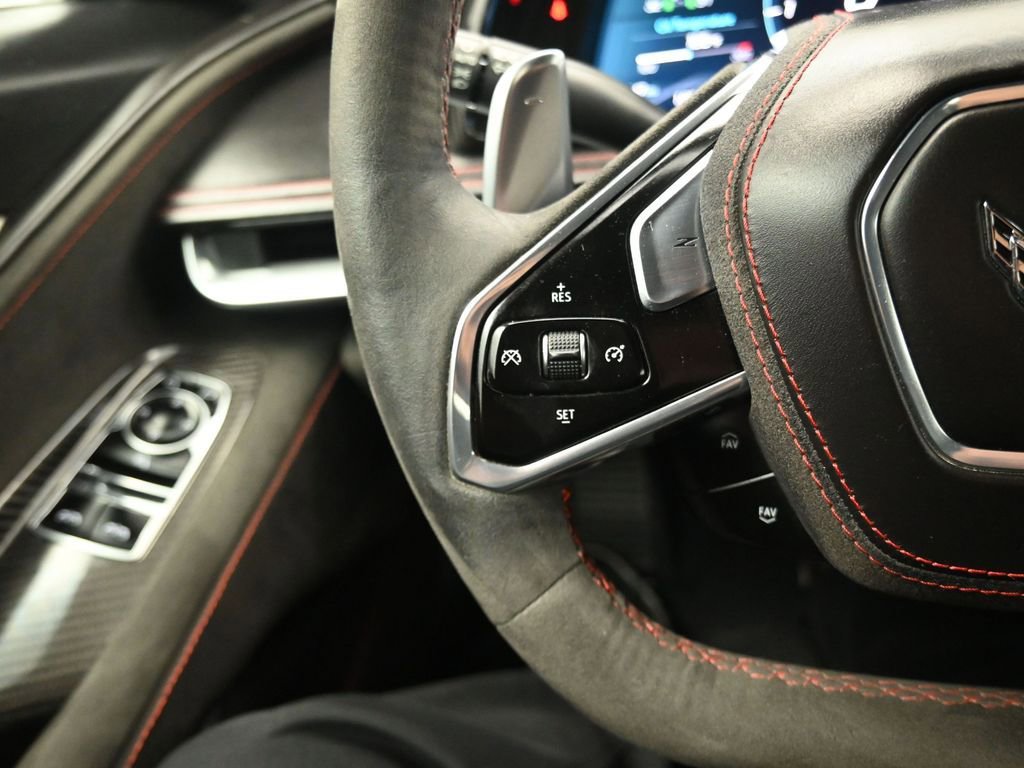 Used 2022 Chevrolet Corvette Stingray Premium Cpe w/ Z51 Performance Package image 22
