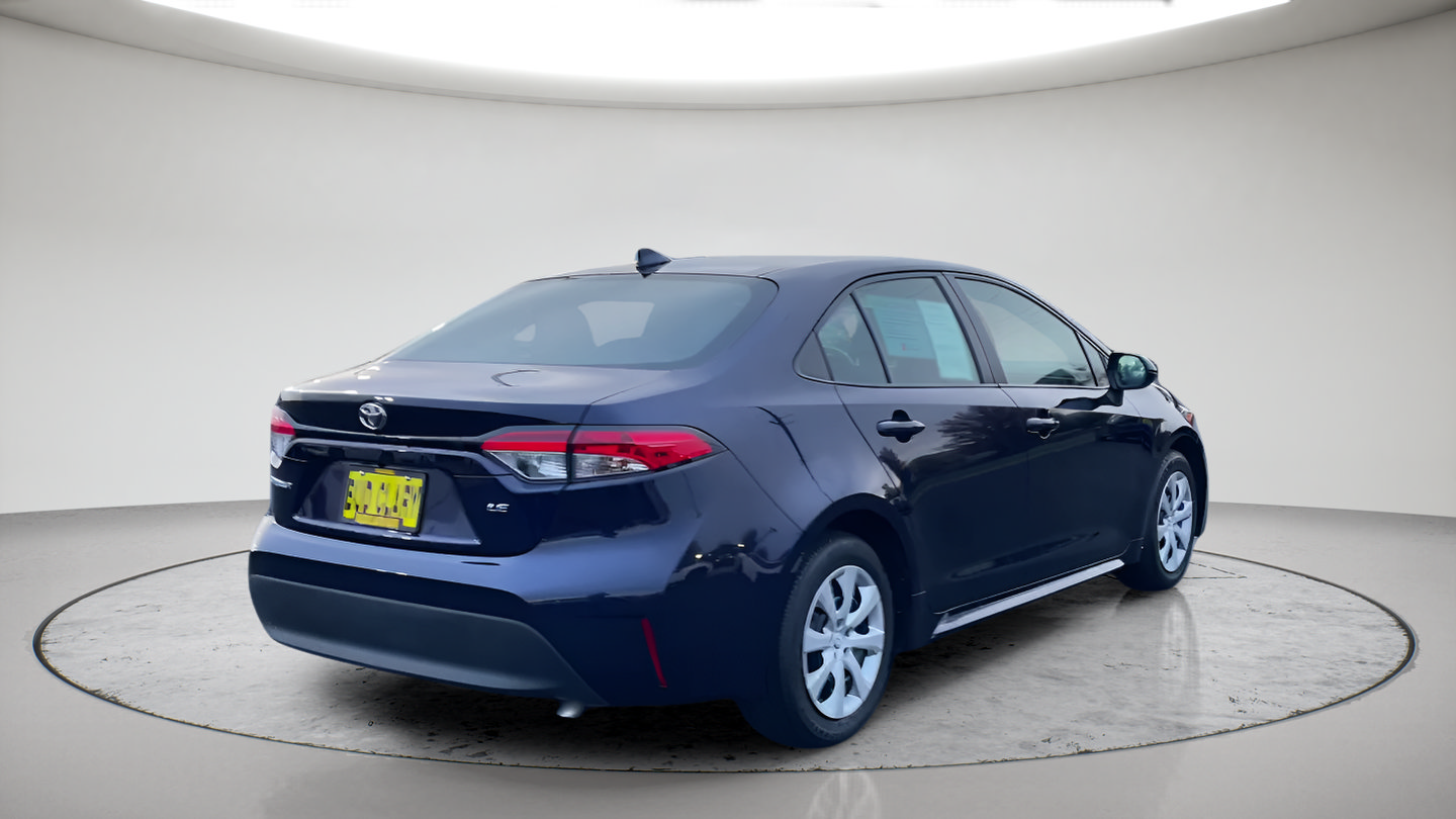 Certified 2025 Toyota Corolla LE FWD image 7