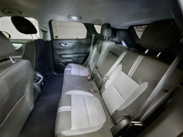 Used 2023 Chevrolet Blazer LT w/ Convenience Package FWD image 24