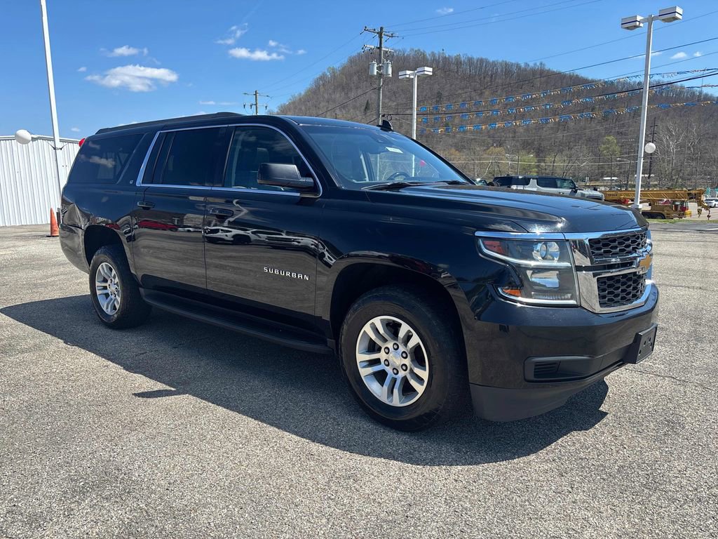 Used 2019 Chevrolet Suburban LT AWD/4WD image 7