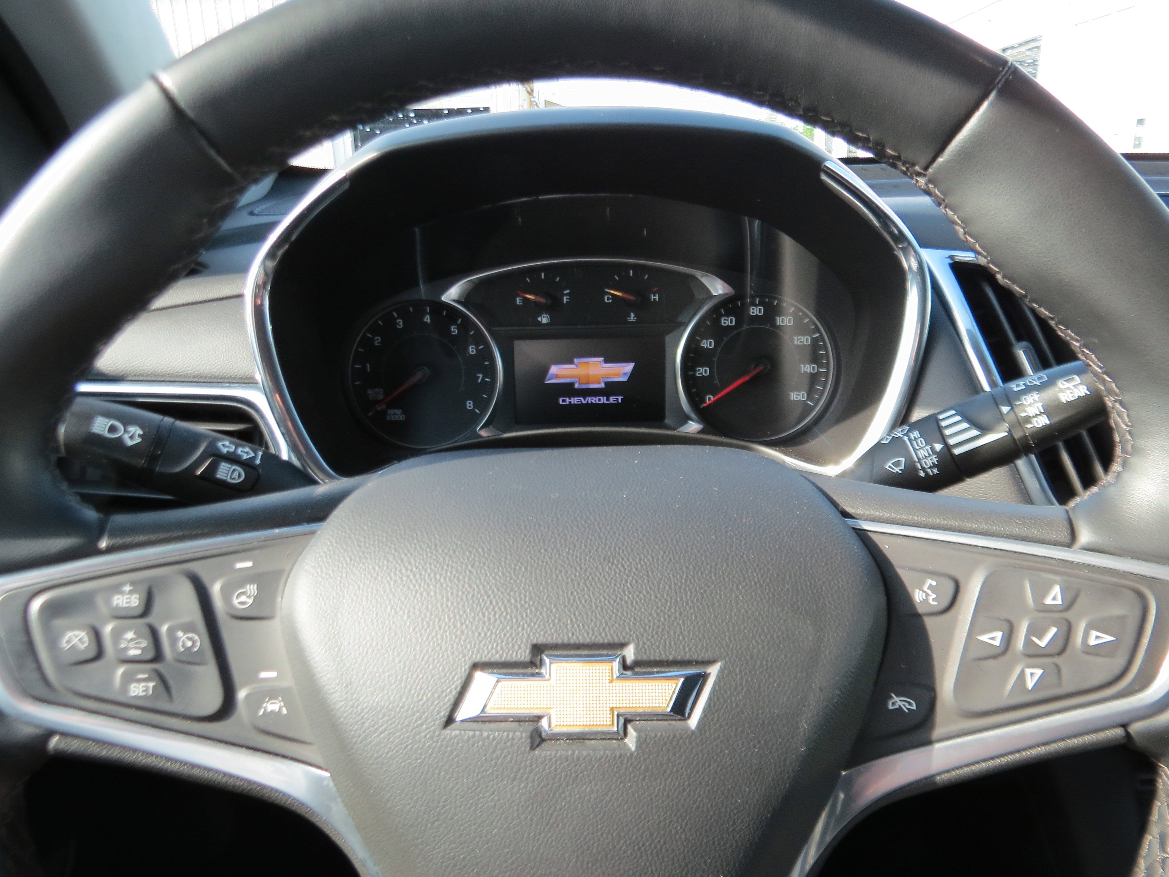 Used 2023 Chevrolet Equinox LT FWD image 18
