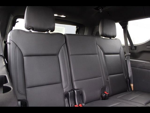 Used 2021 Chevrolet Suburban LT AWD/4WD image 23