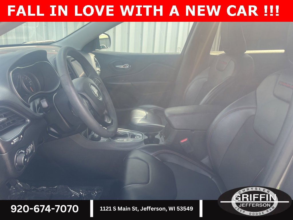 Used 2022 Jeep Cherokee Trailhawk w/ Sound & Nav Group image 5