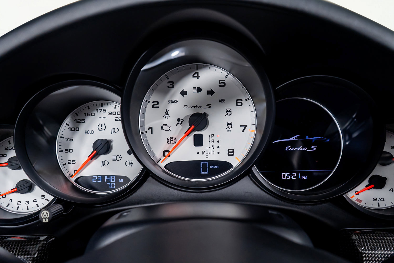 Used 2016 Porsche 911 Turbo S image 23