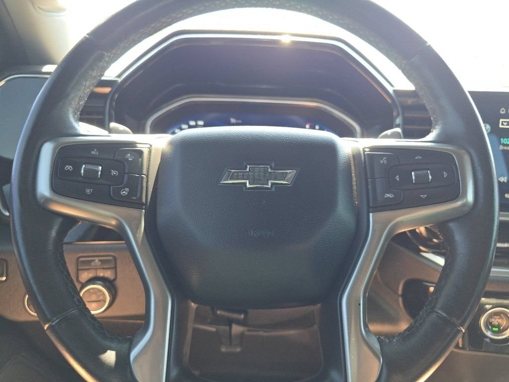 Used 2023 Chevrolet Silverado 1500 RST AWD/4WD image 32