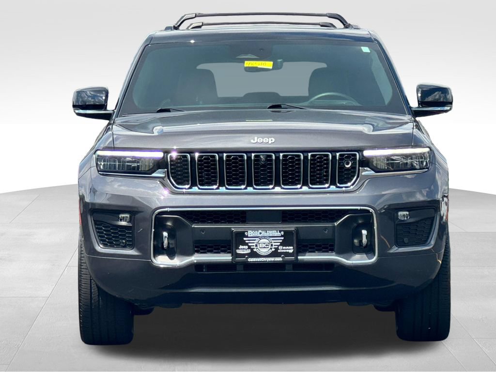 Used 2024 Jeep Grand Cherokee Overland w/ Adv Protech Group III AWD/4WD image 2
