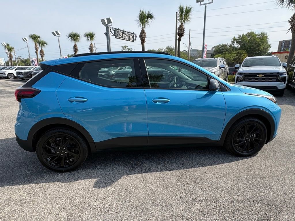 New 2027 Chevrolet Bolt RS w/ Technology Package FWD image 7