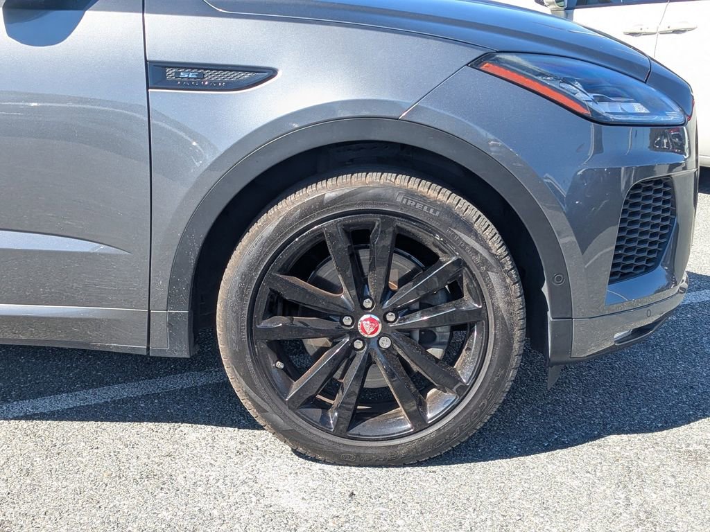 Used 2019 Jaguar E-PACE R-Dynamic SE image 12