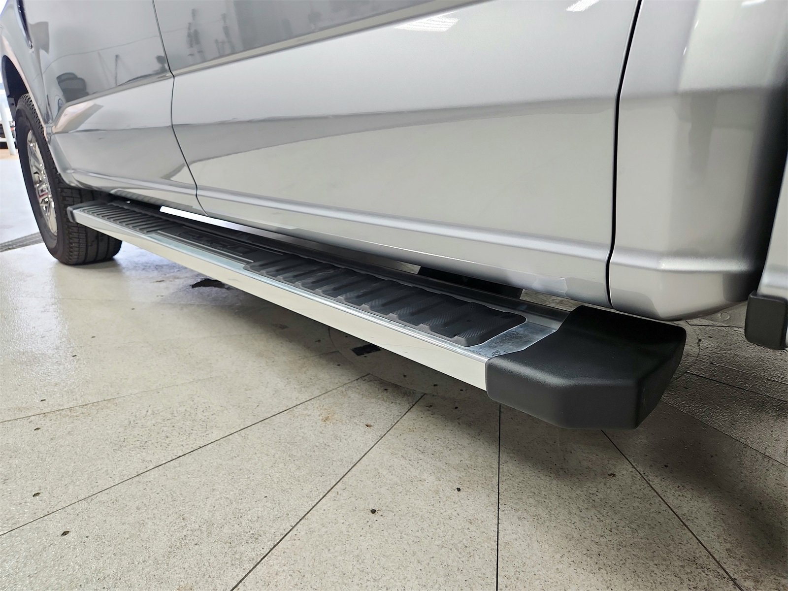 Used 2023 Ford F150 XLT w/ XTR Package image 42