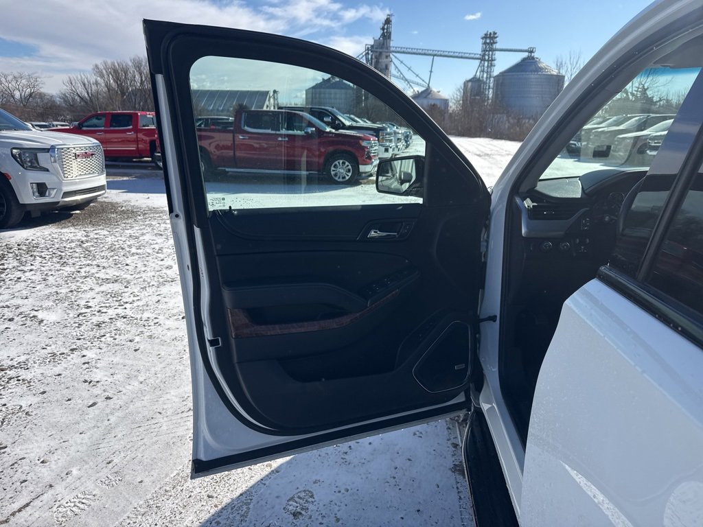 Used 2018 Chevrolet Tahoe Premier image 9