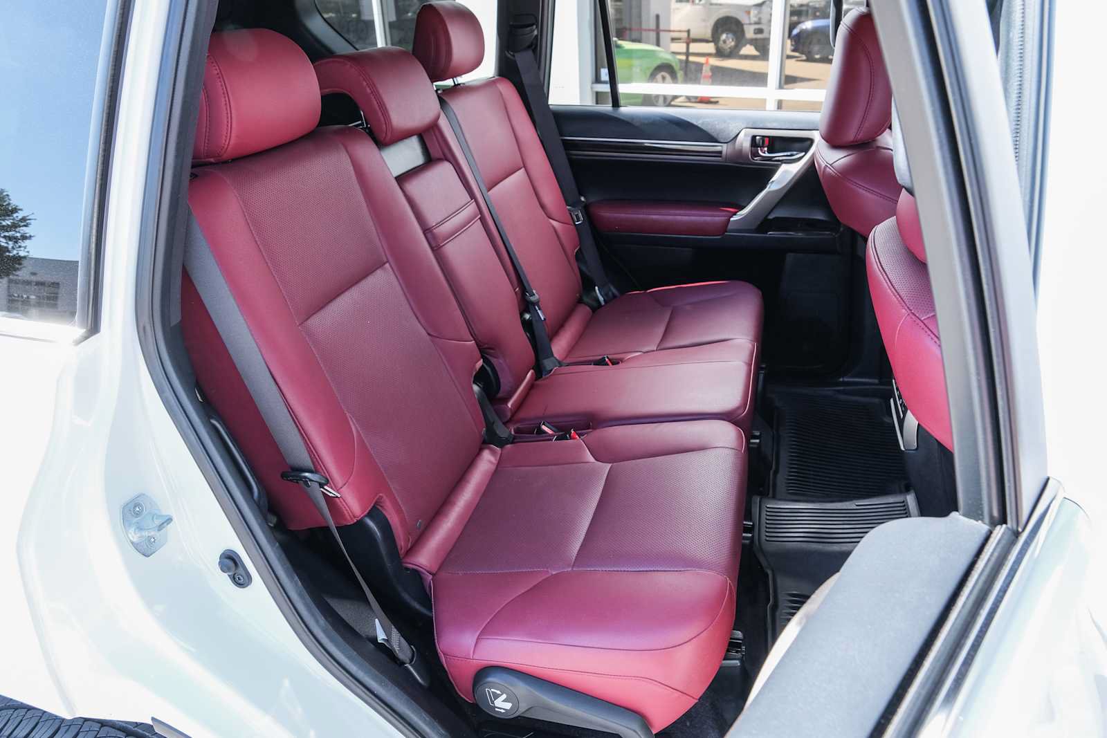 Used 2021 Lexus GX 460 Premium w/ Premium Package AWD/4WD image 31