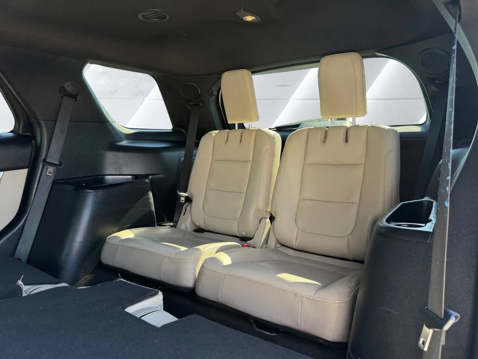 Used 2018 Ford Explorer Limited FWD image 12