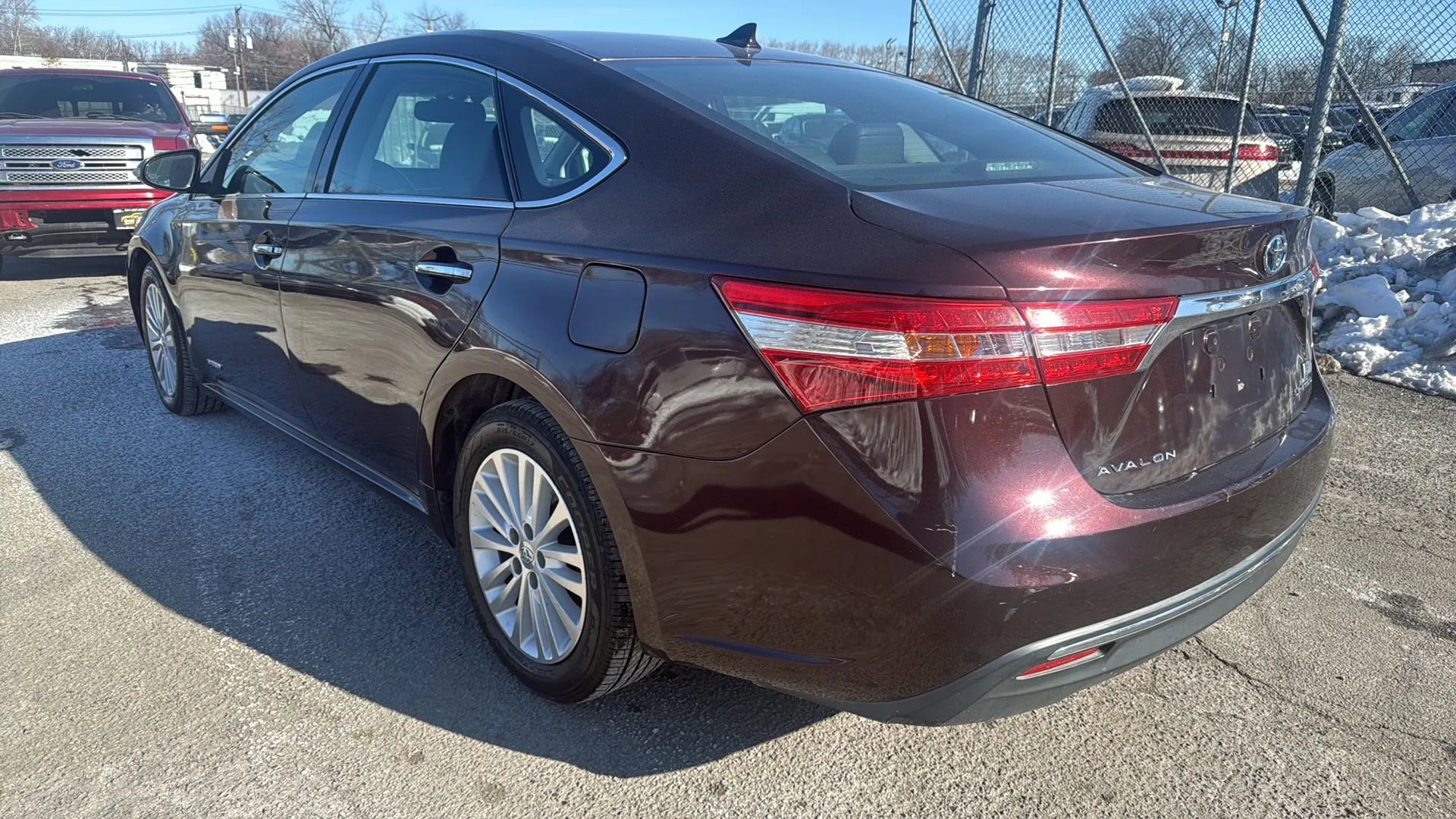 Used 2014 Toyota Avalon Limited w/ Technology Package FWD image 7
