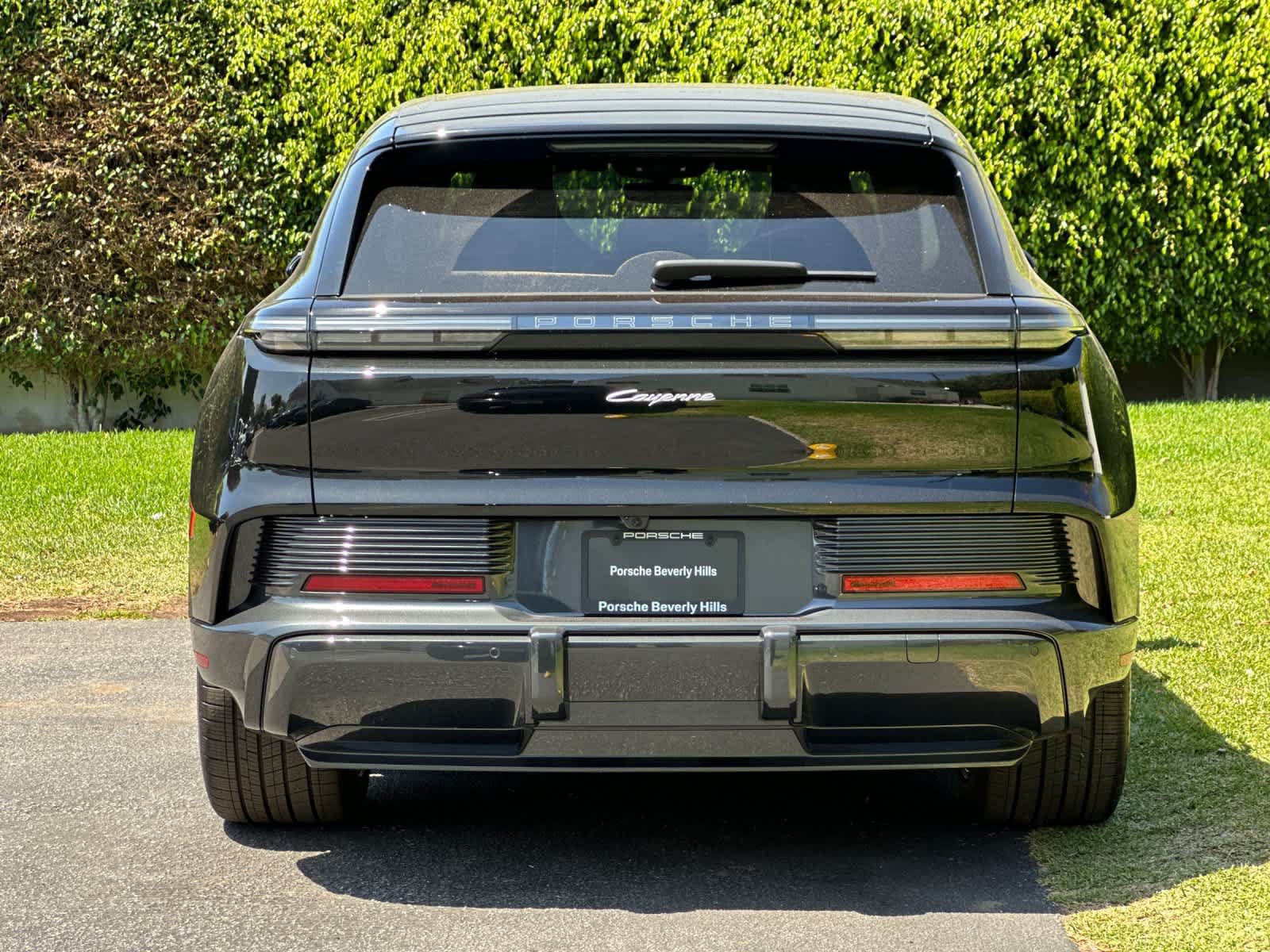 New 2026 Porsche Cayenne Electric AWD/4WD image 7