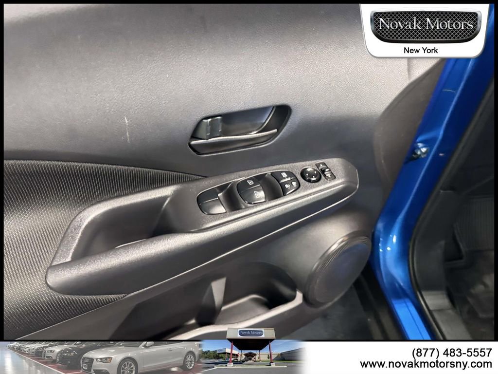 Used 2024 Nissan Kicks S image 12