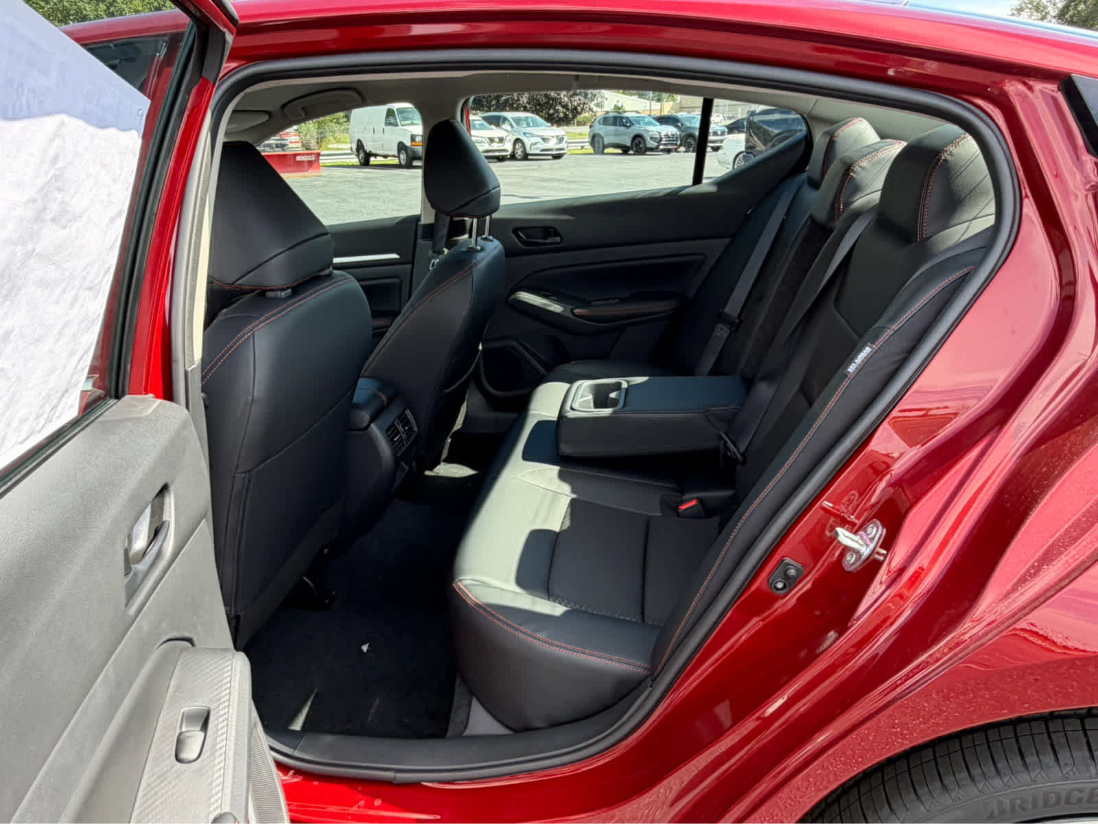 New 2026 Nissan Altima 2.5 SR AWD/4WD image 11