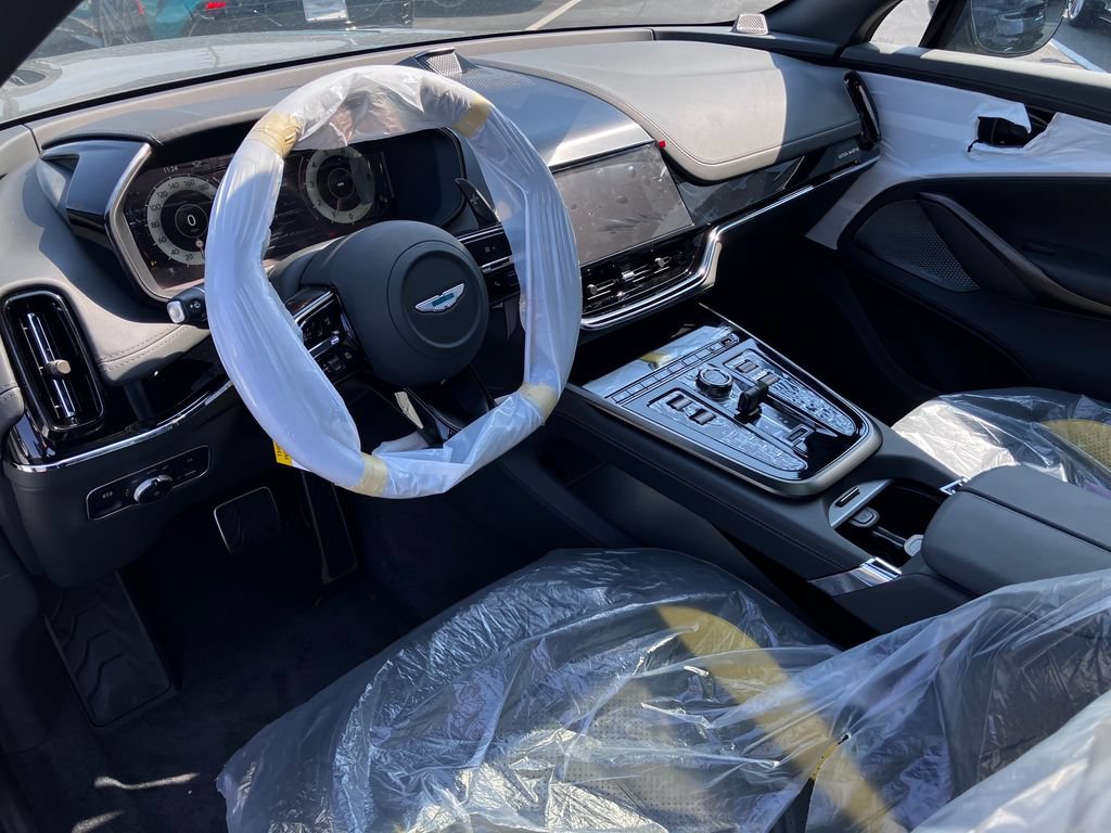 New 2026 Aston Martin DBX S AWD/4WD image 4