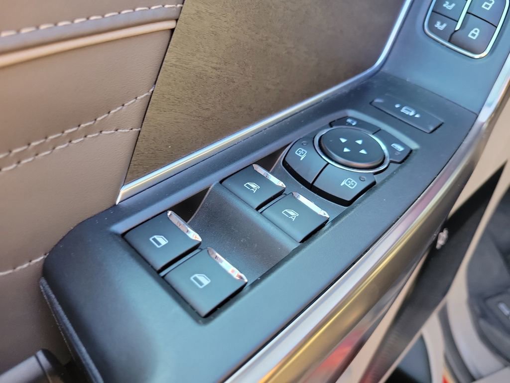 Used 2026 Ford F350 Platinum w/ Platinum Plus Package image 15