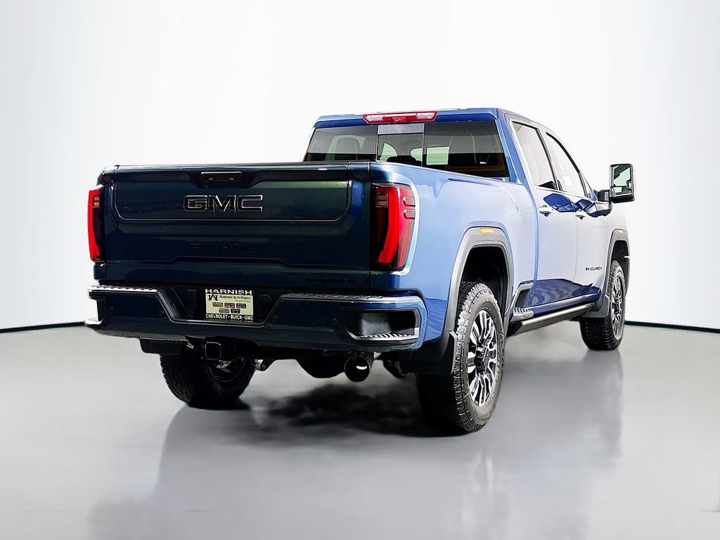New 2026 GMC Sierra 2500 Denali Ultimate w/ LPO, Black Badging Package image 7