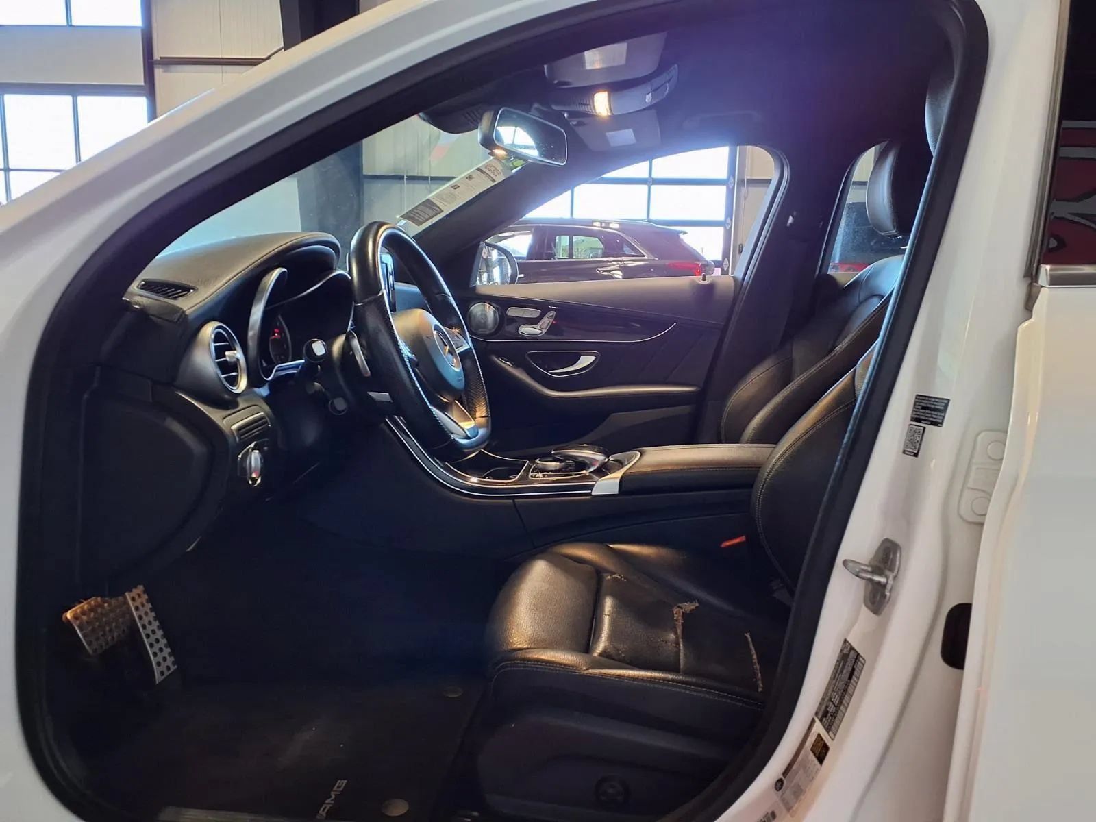 Used 2015 Mercedes-Benz C 300 4MATIC Sedan image 15