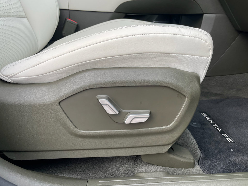 Used 2025 Hyundai Santa Fe Calligraphy image 28