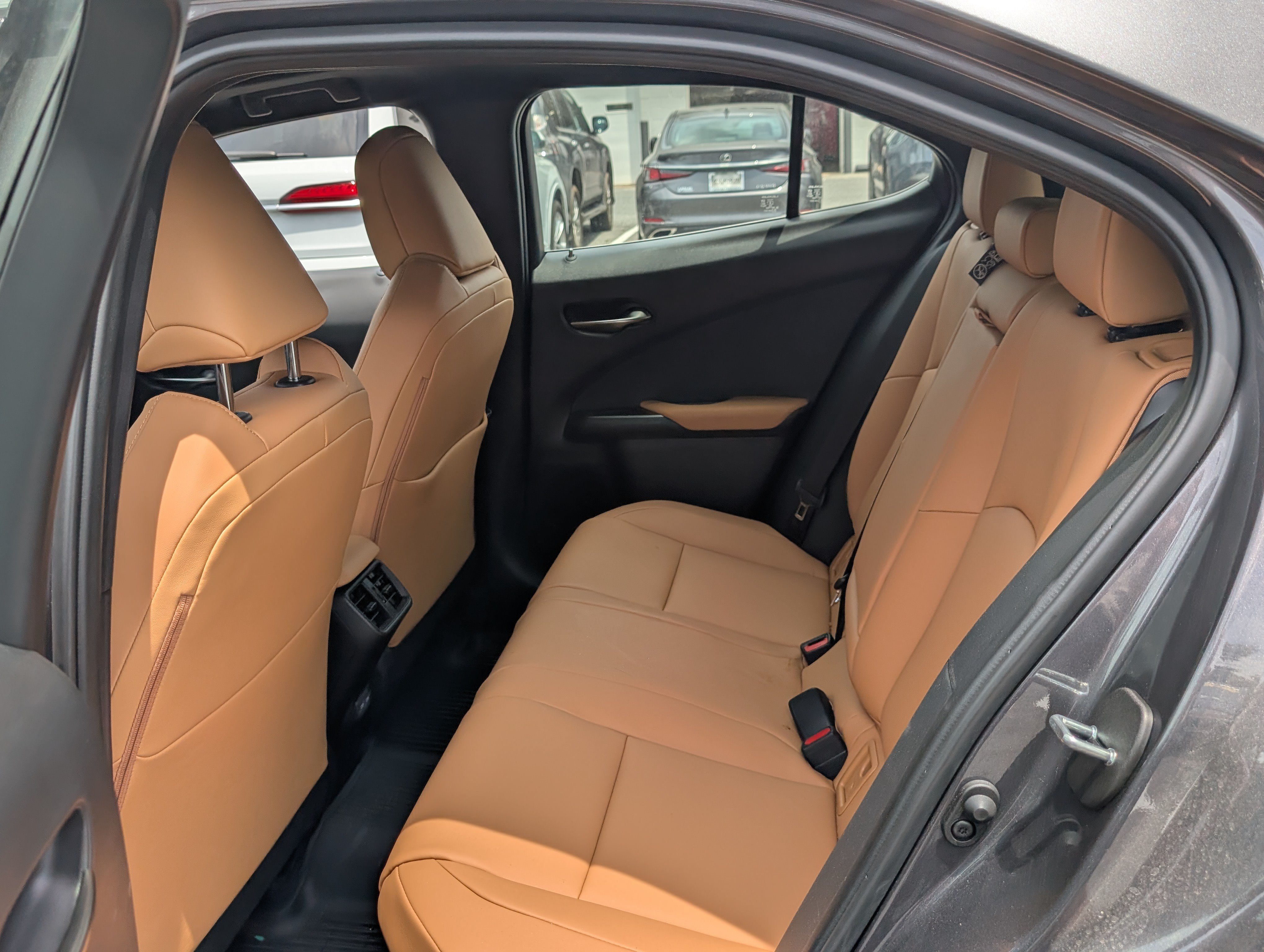Certified 2025 Lexus UX 300h AWD w/ Accessory Package (Z1) image 15